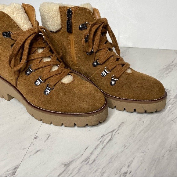 Blondo Devin Waterproof Lace Up Suede Camel Bootie 7M - Picture 9 of 15